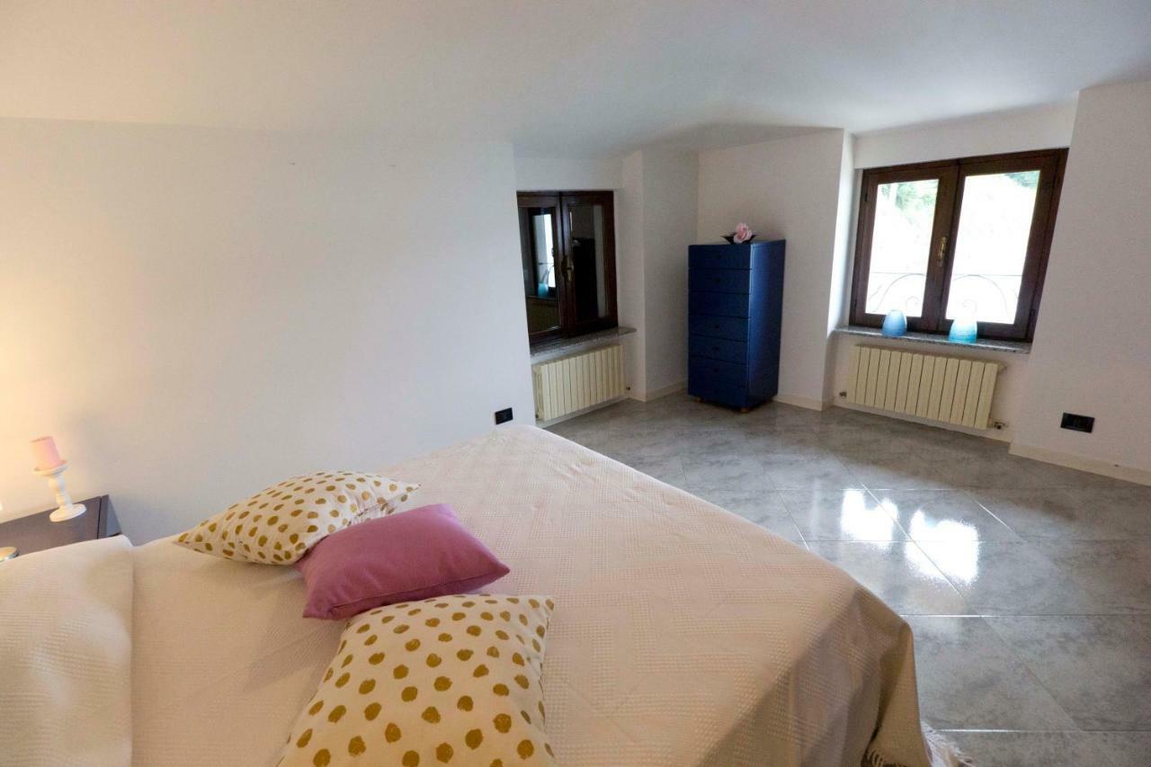 L'Ora Apartment Marone Exterior foto